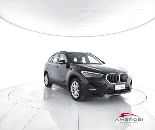 BMW X1 sDrive18d Advantage 110 kW image number 2