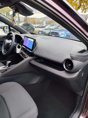 Toyota C-HR 1.8 103 kW image number 5