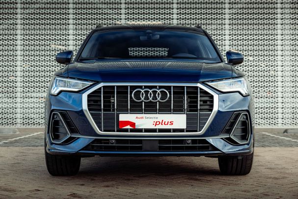 Audi Q3 45 TFSIe S tronic S-line 180 kW image number 2