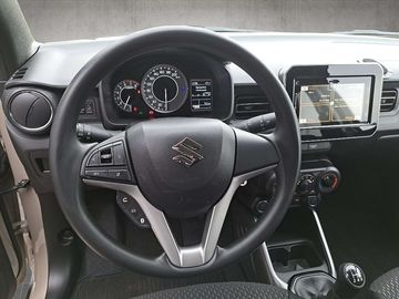 Car image 10