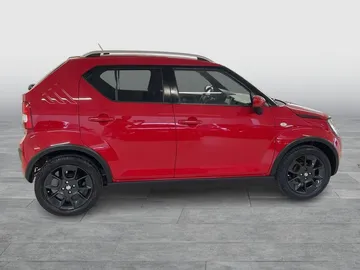 Car image 4
