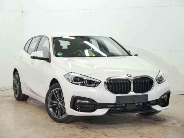 BMW 120d Sport Line xDrive 140 kW image number 3