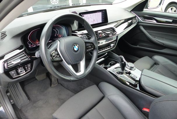 BMW 520d Touring 140 kW image number 6