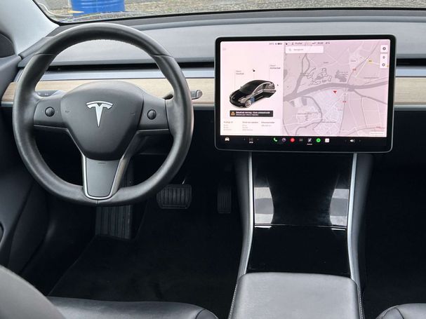 Tesla Model 3 60 Plus 175 kW image number 4