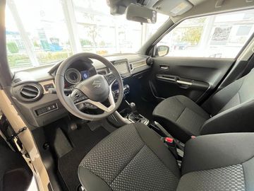 Car image 13