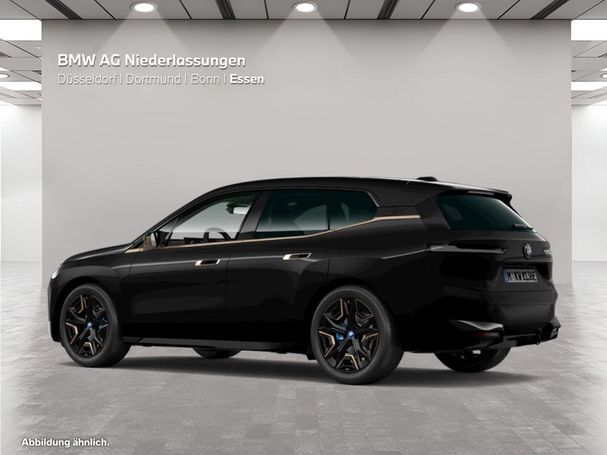 BMW iX xDrive40 240 kW image number 14