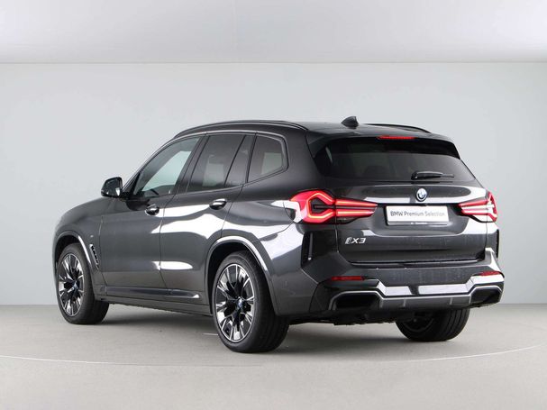 BMW iX3 210 kW image number 11