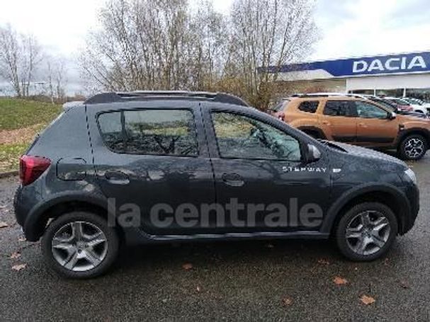 Dacia Sandero Blue dCi 95 70 kW image number 3