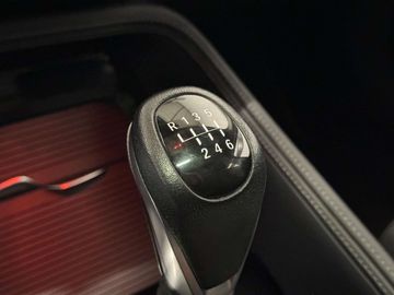 Car image 31