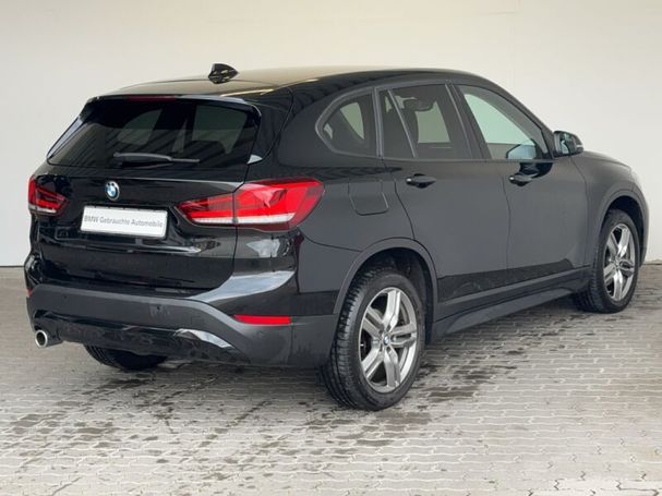 BMW X1 sDrive18i Advantage 100 kW image number 3