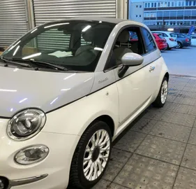 Car image 2