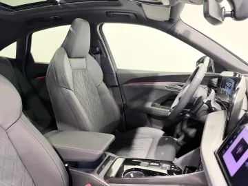 Car image 31