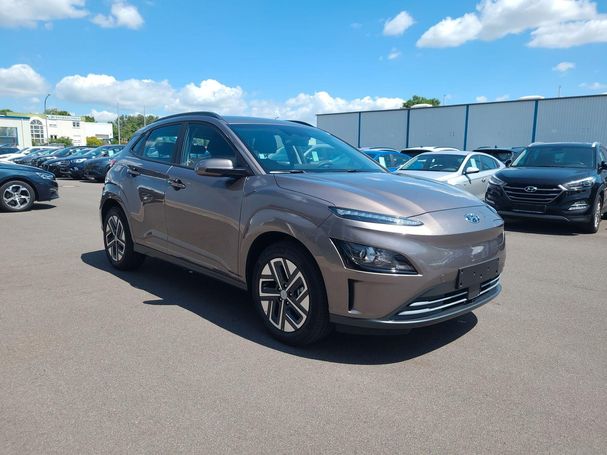 Hyundai Kona Elektro Select 150 kW image number 2