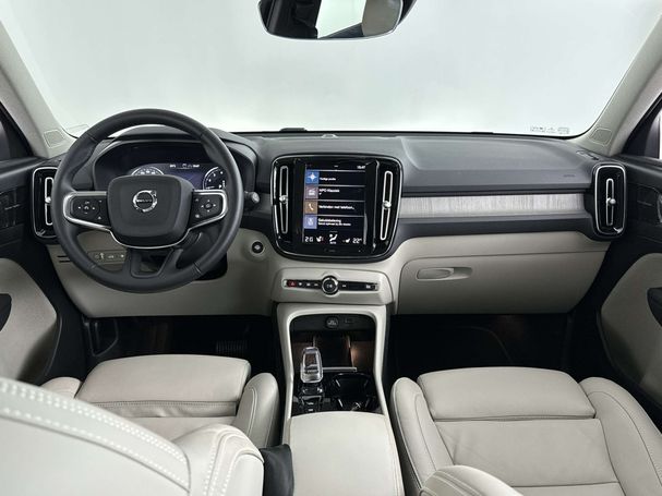 Volvo XC40 T2 Plus Dark 95 kW image number 9