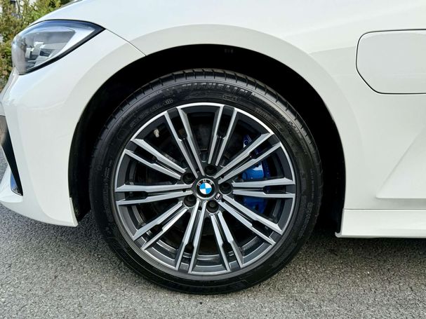 BMW 330e Touring M Sport xDrive 215 kW image number 7