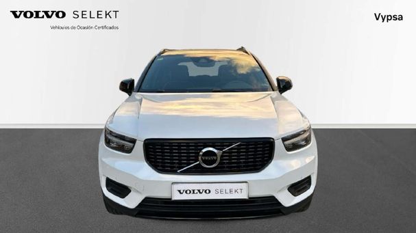 Volvo XC40 T4 140 kW image number 3