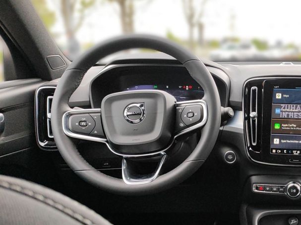 Volvo XC40 B3 Core 120 kW image number 15