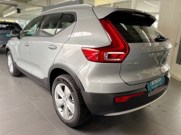 Volvo XC40 B3 Core 120 kW image number 7