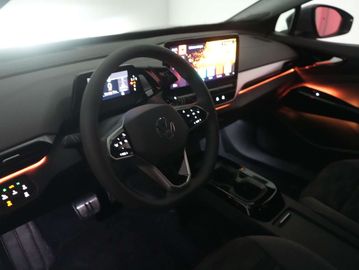 Car image 36