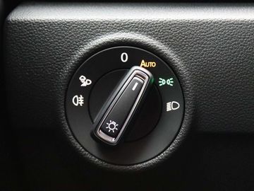 Car image 41