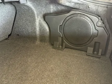 Car image 49