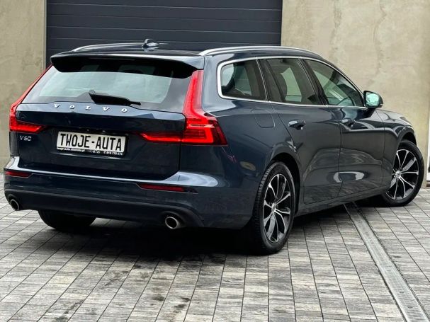 Volvo V60 D4 Geartronic Momentum 140 kW image number 3