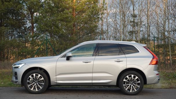 Volvo XC60 B4 Plus 145 kW image number 2