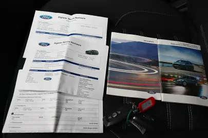 Car image 25