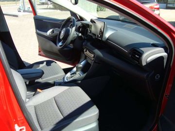 Car image 12