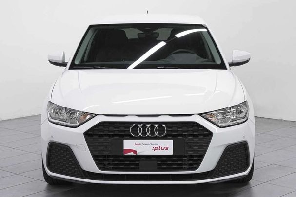 Audi A1 1.0 TFSI Sportback 81 kW image number 2