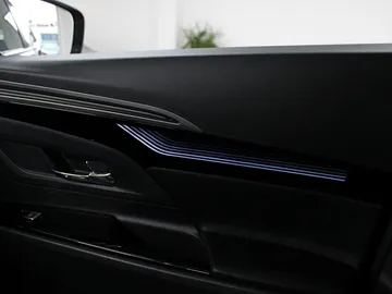 Car image 31