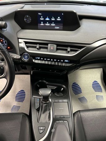 Lexus UX 112 kW image number 18