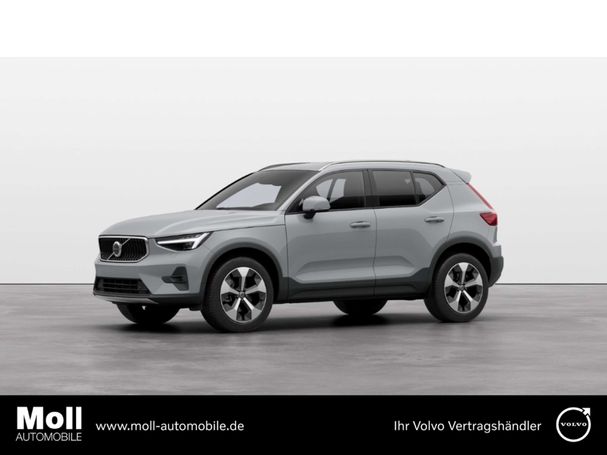 Volvo XC40 B3 Core 120 kW image number 1