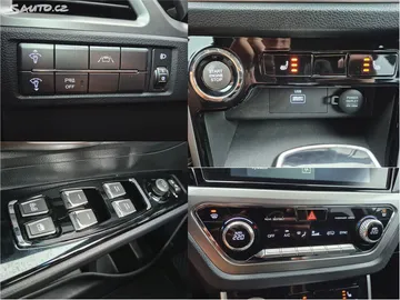 Car image 28
