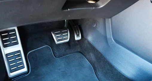 Car image 43