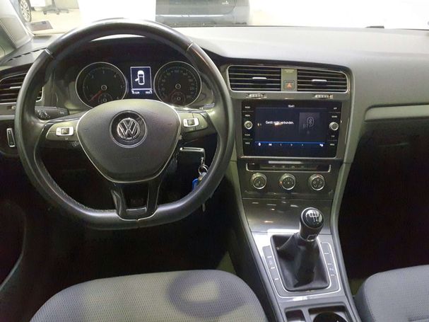 Volkswagen Golf 1.6 TDI Comfortline 85 kW image number 4