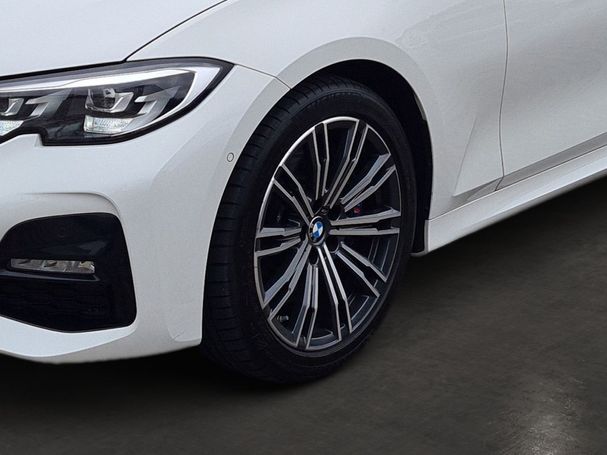 BMW 330d Touring xDrive 195 kW image number 6