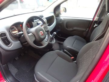 Car image 12