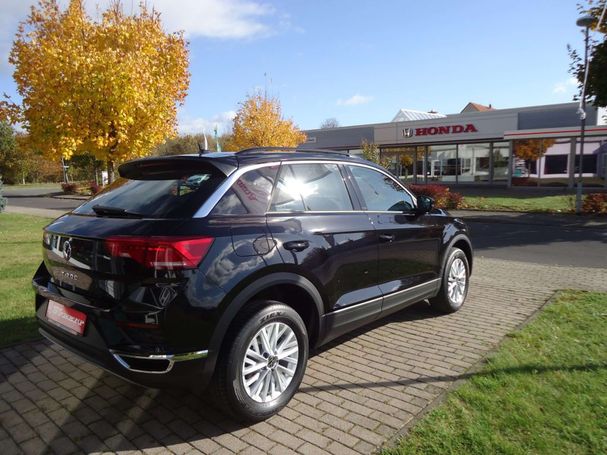 Volkswagen T-Roc 1.5 TSI Active 110 kW image number 9