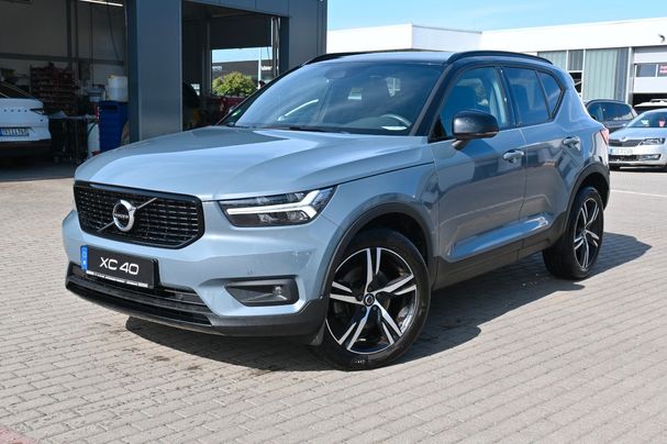 Volvo XC40 B4 R Design 145 kW image number 1