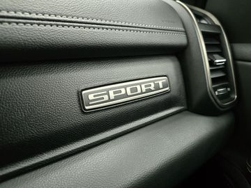 Car image 31