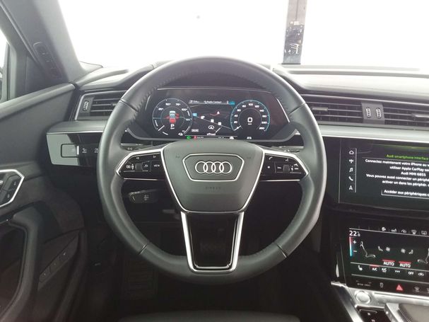 Audi e-tron 55 quattro Sportback 300 kW image number 18