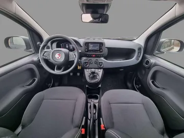 Car image 13