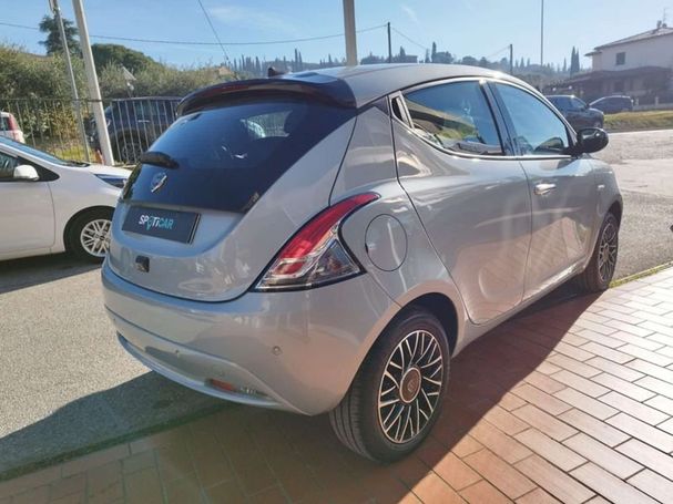 Lancia Ypsilon 51 kW image number 6