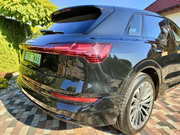 Audi e-tron 55 quattro S-line 300 kW image number 38