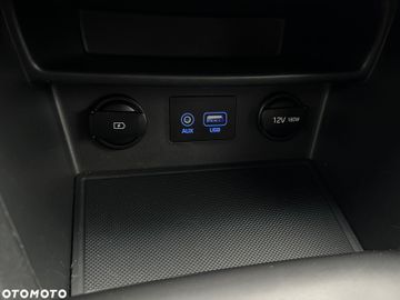 Car image 33