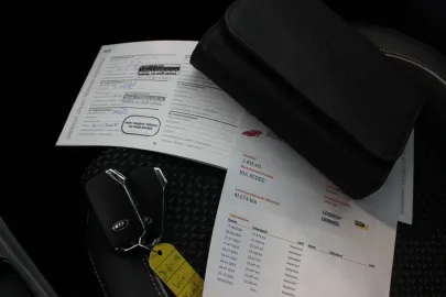 Car image 29