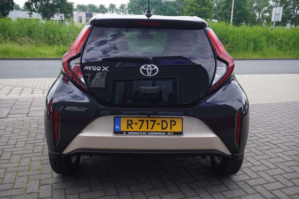 Toyota Aygo X 1.0 VVT-i 53 kW image number 3