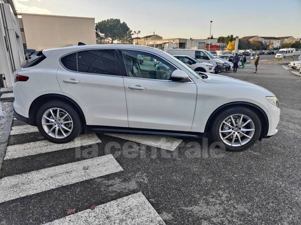 Alfa Romeo Stelvio 2.2 Diesel AT8 140 kW image number 14