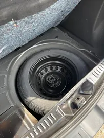 Car image 33